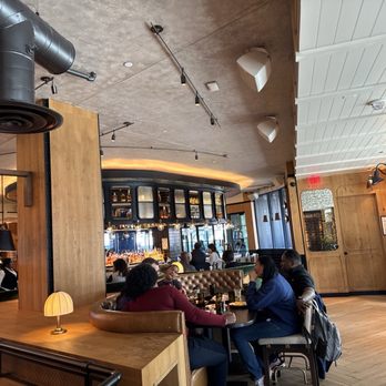 Yardbird - Dining area - New American Near Me - Washington, DC, District of Columbia Yardbird - Dining area - New American Near Me - Washington, DC, District of Columbia