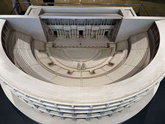 Museo del Teatro de Caesaraugusta by null
