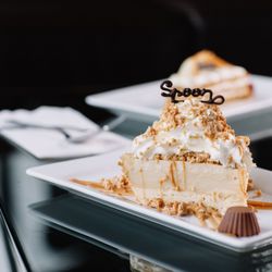 The Middle Spoon Desserterie & Bar