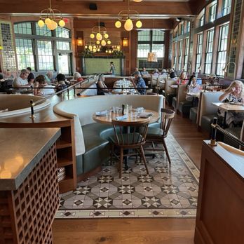 Jackman & Co - Inside - Gastropubs Near Me - Glenview, Illinois Jackman & Co - Inside - Gastropubs Near Me - Glenview, Illinois
