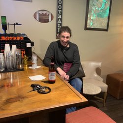 Hailey's Lounge