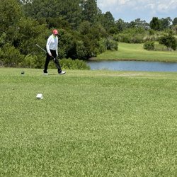 Guy looking like Donald j trump