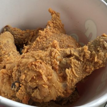 Jollibee - The fried chicken- I thought it was good. - Chicken Shop Near Me - Wheaton, Maryland