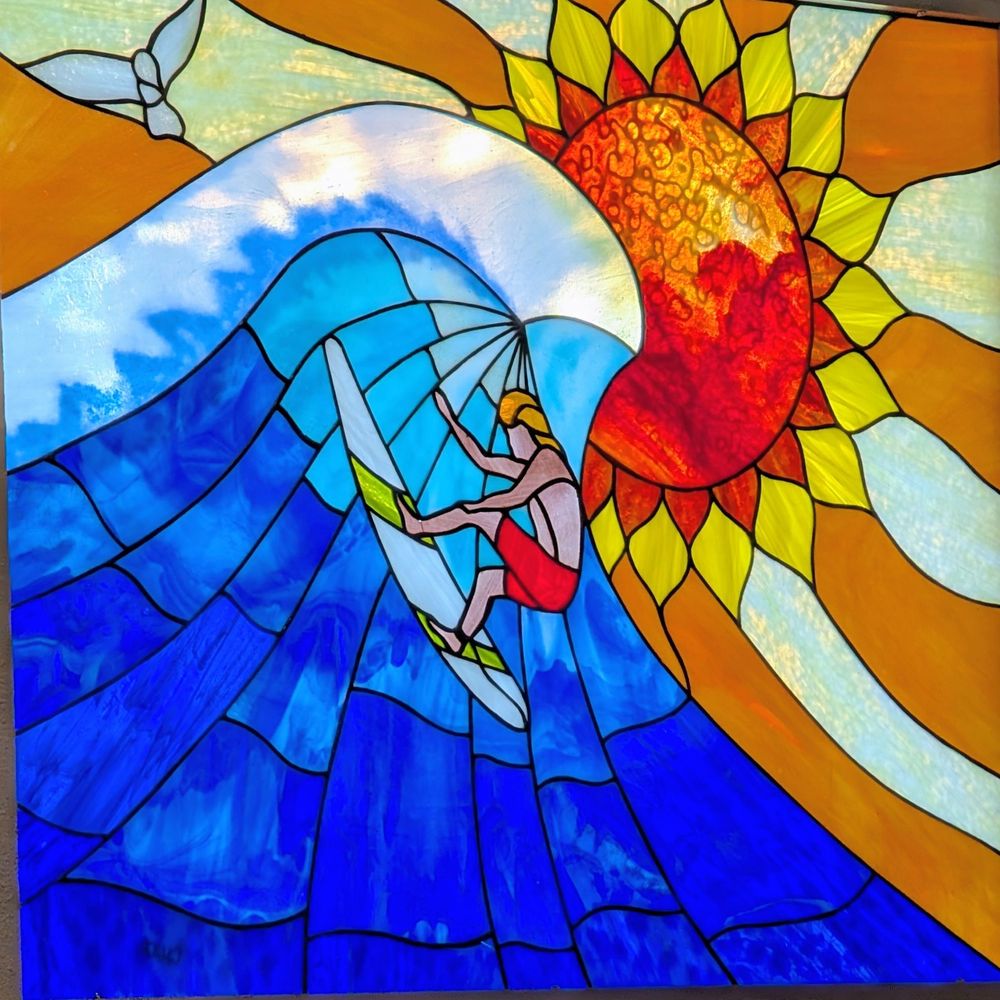 Stain glass reminds me of Kelly Slater. Stain glass reminds me of Kelly Slater.