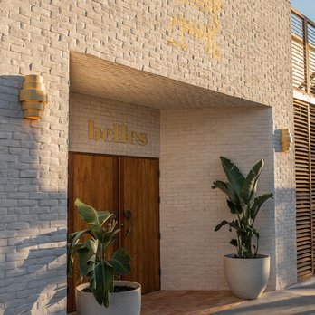 Belles Beach House - Tiki Bars Near Me - Los Angeles, California