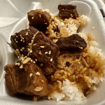 Lasang Pinoy Filipino Eats - rice and meat in a styrofoam container - Filipino Near Me - Independence, Kentucky