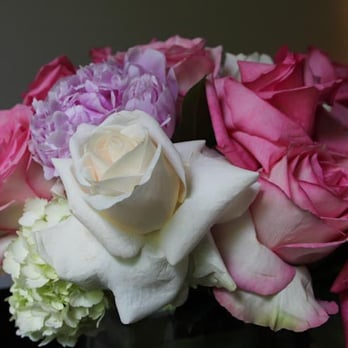 Palomino Floral Designs - Floral Designers Near Me - Schaumburg, Illinois Palomino Floral Designs - Floral Designers Near Me - Schaumburg, Illinois