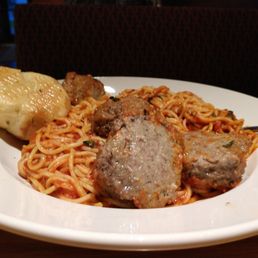 Jumbo Spaghetti And Meatballs
