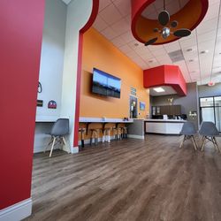 Growing Smiles Pediatric Dentistry - Morrisville - Lobby/wait area (though we didn't wait very long)