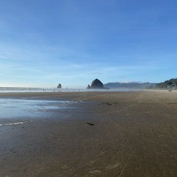 Haystack Rock - Landmarks & Historical Buildings Near Me - Cannon Beach, Oregon Haystack Rock - Landmarks & Historical Buildings Near Me - Cannon Beach, Oregon
