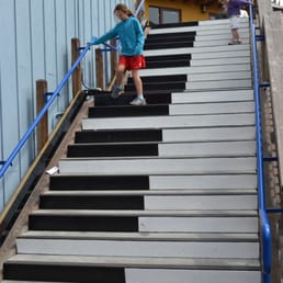 Piano stairs (photo by Henry Kersten) Piano stairs (photo by Henry Kersten)