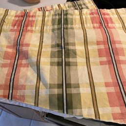 BEFORE: The original valance BEFORE: The original valance