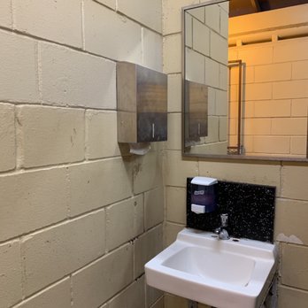Anclote River Park - Women's bathroom - Parks Near Me - Holiday, Florida Anclote River Park - Women's bathroom - Parks Near Me - Holiday, Florida