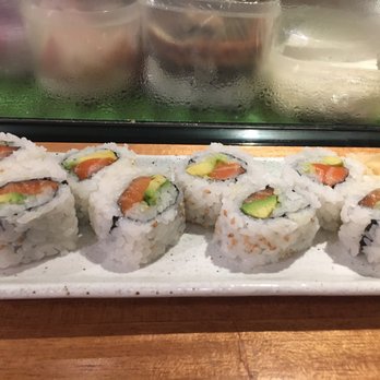 Chiba ken - Salmon Avocado Roll - Sushi Bars Near Me - Honolulu, Hawaii