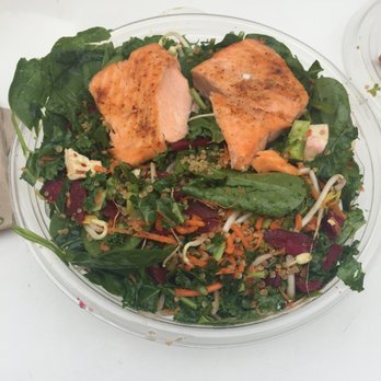 sweetgreen - Healthy Salads, Wraps, and Bowls - Spicy Sabzi Salad - Salad Near Me - Boston, Massachusetts