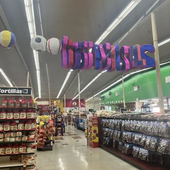 Pollos Asados Don Rafa - Plenty of Piñatas and we'll stocked store - Mexican Near Me - San Pablo, California Pollos Asados Don Rafa - Plenty of Piñatas and we'll stocked store - Mexican Near Me - San Pablo, California