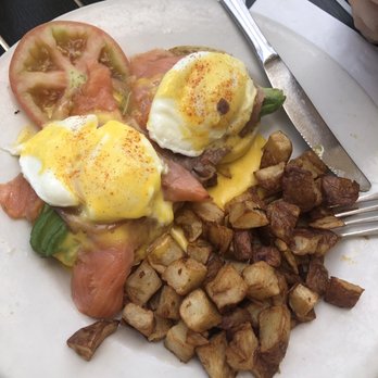 Bea Bea's - Lox Benedict - Coffee & Tea Near Me - Burbank, California