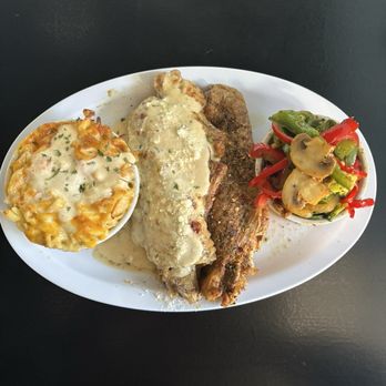 Sol'Delish - Jerk and Garlic Parmesan turkey wings with Mac and cheese and mixed veggies. - Soul Food Near Me - Charlotte, North Carolina Sol'Delish - Jerk and Garlic Parmesan turkey wings with Mac and cheese and mixed veggies. - Soul Food Near Me - Charlotte, North Carolina