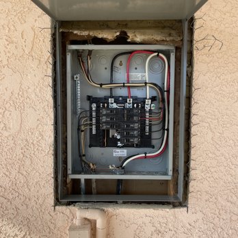 Oak Electric - Inside of panel - Electricians Near Me