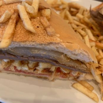 Islas Canarias Cafe - Pan con bistec - Spanish Near Me - Miami, Florida Islas Canarias Cafe - Pan con bistec - Spanish Near Me - Miami, Florida