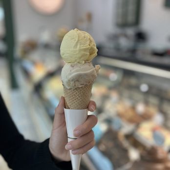 La Dolce Vita - Mango and kinder bueno gelato - Gelato Near Me - San Jose, California La Dolce Vita - Mango and kinder bueno gelato - Gelato Near Me - San Jose, California