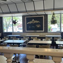 Peaches Family Restaurant - Seating area.