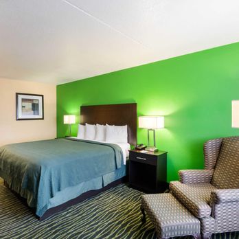 Quality Inn Siloam Springs West - Hotels Near Me - Siloam Springs, Arkansas