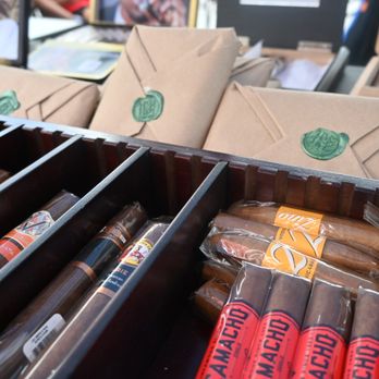 LaGrone Cigar - a display of cigars - Cigar Bars Near Me - Reno, Nevada LaGrone Cigar - a display of cigars - Cigar Bars Near Me - Reno, Nevada