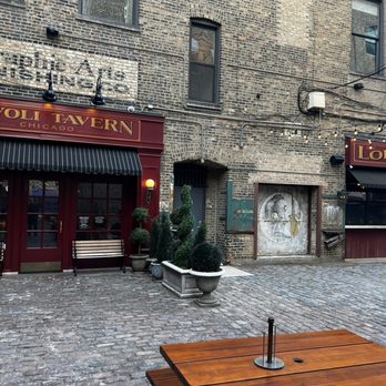 Trivoli Tavern - Courtyard entrance - American Near Me - Chicago, Illinois Trivoli Tavern - Courtyard entrance - American Near Me - Chicago, Illinois