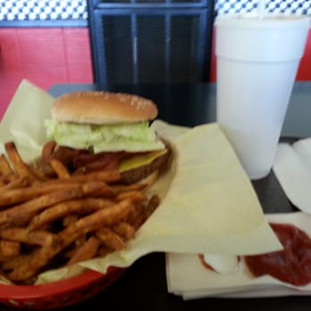 Burgerlicious - Looks good dosent it NOT GO SOMEWHERE ELSE IT'S TERRIBLE - American Near Me - Rio Vista, California