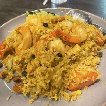 Siam Station - Pineapple Fried Rice w/ prawns - Thai Near Me - Cerritos, California