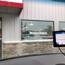 a view of the front of the restaurant