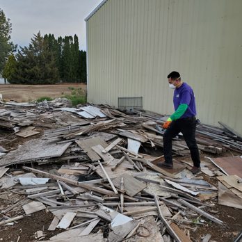 Junk Removal Junkies - Junk Removal Junkies clearing out wood and yard debris - Junk Removal & Hauling Near Me - Eagle, Idaho Junk Removal Junkies - Junk Removal Junkies clearing out wood and yard debris - Junk Removal & Hauling Near Me - Eagle, Idaho
