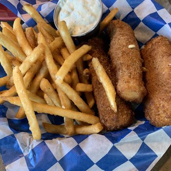 Scuttlebutt Brewing Company - 3 piece fish and chips - American Near Me - Everett, Washington Scuttlebutt Brewing Company - 3 piece fish and chips - American Near Me - Everett, Washington