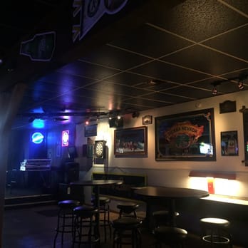Lukes Lounge - Lounges Near Me - Dixon, California
