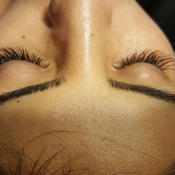 Lashful Ladies - Eyelash Service Near Me