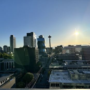 Altitude Sky Lounge - View from the outdoor seating area - Lounges Near Me - Seattle, Washington