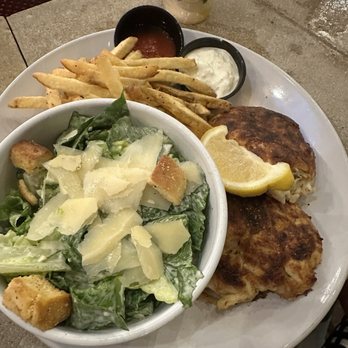 ER Bradley's Saloon - Crab cakes and Caesar salad - American Near Me - West Palm Beach, Florida ER Bradley's Saloon - Crab cakes and Caesar salad - American Near Me - West Palm Beach, Florida