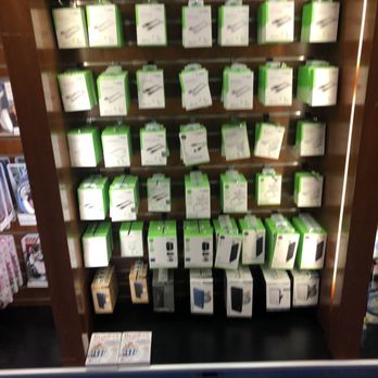 Hudson News - Bookstores Near Me - Baltimore, Maryland