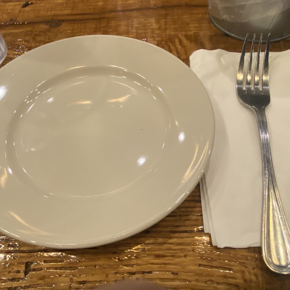 Mad For Chicken Plainview - place setting - Coffee & Tea Near Me - Plainview, New York Mad For Chicken Plainview - place setting - Coffee & Tea Near Me - Plainview, New York