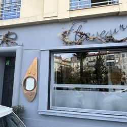 Flaveur - Outside
