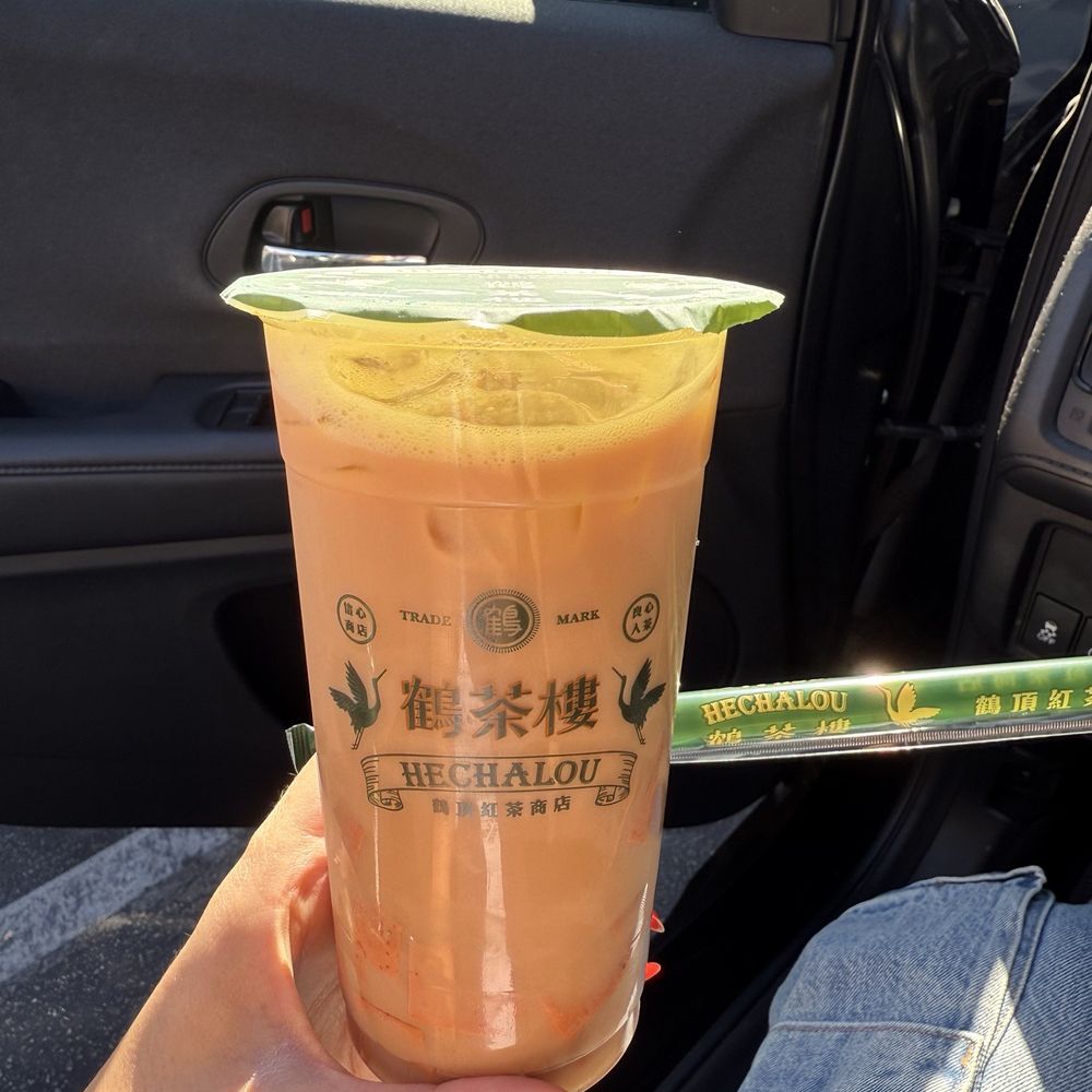 Hechalou - Daydream latte with Thai tea jelly - Bubble Tea Near Me - Lakewood, California Hechalou - Daydream latte with Thai tea jelly - Bubble Tea Near Me - Lakewood, California