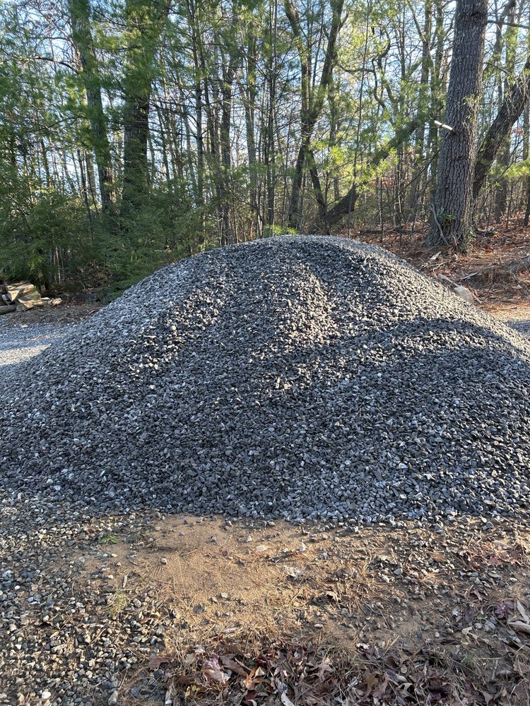 VULCAN MATERIALS CO 776 Quarry Rd, North Wilkesboro, North Carolina Building Supplies