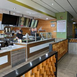 Oma'Oma'O Poke & Sushi