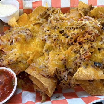 Red Pig Inn - Pulled pork nachos appetizer - Barbeque Near Me - Ottawa, Ohio Red Pig Inn - Pulled pork nachos appetizer - Barbeque Near Me - Ottawa, Ohio