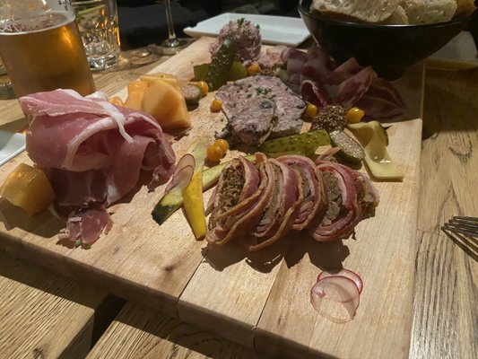 Vandale et Le Speakeasy by null