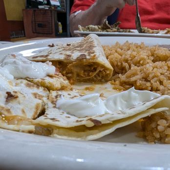 La Palma Mexican Grill - Chicken quesadilla - Mexican Near Me - Leesburg, Florida La Palma Mexican Grill - Chicken quesadilla - Mexican Near Me - Leesburg, Florida