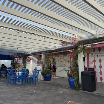 Chilly Jilly'z Bakery & Cafe - Such a cute place! - Ice Cream & Frozen Yogurt Near Me - Boulder City, Nevada Chilly Jilly'z Bakery & Cafe - Such a cute place! - Ice Cream & Frozen Yogurt Near Me - Boulder City, Nevada