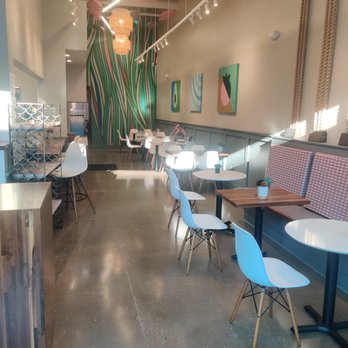 FreshFin - Madison Hilldale - Seating area - Poke Near Me - Madison, Wisconsin FreshFin - Madison Hilldale - Seating area - Poke Near Me - Madison, Wisconsin