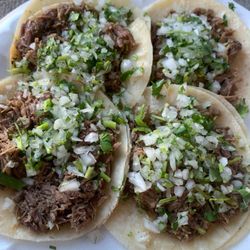 Tacos de cabeza al vapor